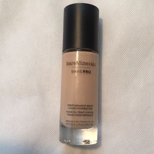 Bare pro foundation in cool beige